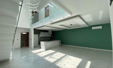 Casa nueva de 4 recamaras dentro del coto