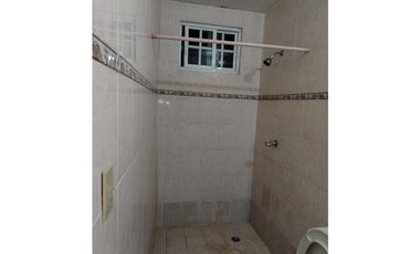SE VENDE GRANDE Y HERMOSA CASA EN CHITRÉ