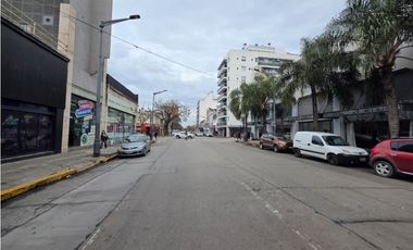 Venta Local Comercial en el Centro calle Humberto Primo 420