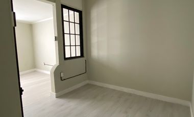 ARRIENDO CASA EN SANTIAGO CERCA DE METRO RONDIZZONI