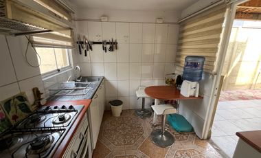 CASA CON PISCINA EN CONDOMINIO EN QUILICURA VALLE LO CAMPINO