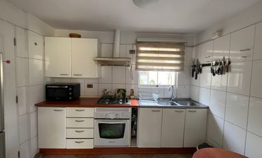 CASA CON PISCINA EN CONDOMINIO EN QUILICURA VALLE LO CAMPINO