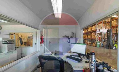 VENTA GALPON/DEPOSITO INDUSTRIAL 3300 m2, GARIN