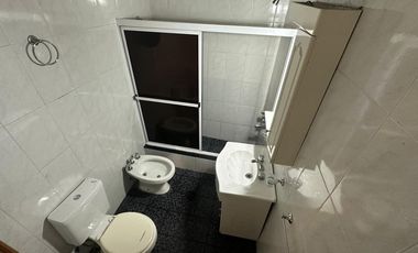 CASA 5 ANB EN AVELLANED C/QUINCHO APTO CRÉDITO
