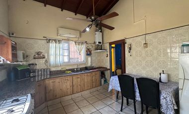 CASA 5 ANB EN AVELLANED C/QUINCHO APTO CRÉDITO