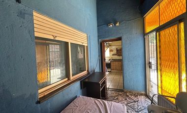 CASA 5 ANB EN AVELLANED C/QUINCHO APTO CRÉDITO