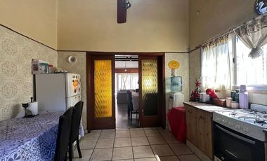 CASA 5 ANB EN AVELLANED C/QUINCHO APTO CRÉDITO