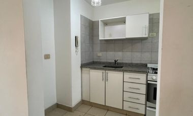 ALQUILER DEPARTAMENTO 3 AMBIENTES BALCON COCHERA