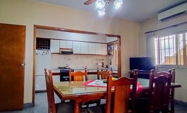 VENTA CASA PH SARANDI AVELLANEDA  ACHA Y MADARIAGA