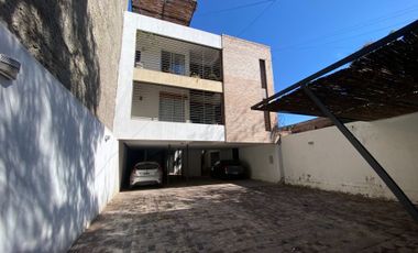 DEPARTAMENTO EN VENTA EN QUINTA SECCION, CIUDAD