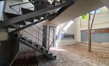 DEPARTAMENTO EN VENTA EN QUINTA SECCION, CIUDAD