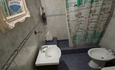 Venta CASA multifamiliar lote prop Billinghurst