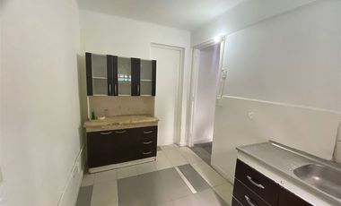 Casa en Arriendo en Almirante Blanco Encalada / Club Hípico