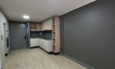 Departamento en Arriendo en Metro toesca