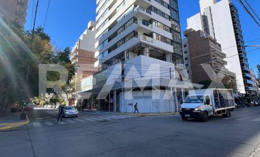 VENTA OFICINA LUMINIA Y DOS COCHERAS