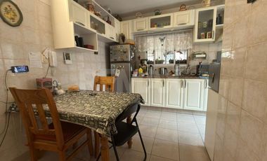 VENTA CASA 2 DOMITORIOS C/MONOAMBIENTE NEUQUÉN
