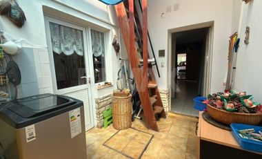 VENTA CASA 2 DOMITORIOS C/MONOAMBIENTE NEUQUÉN