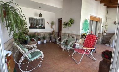 VENTA CASA 2 DOMITORIOS C/MONOAMBIENTE NEUQUÉN
