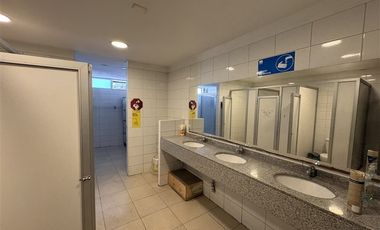 Local Comercial en Arriendo en Cercano a Municipalidad de Macul