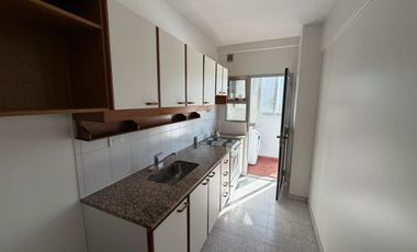 VENTA DEPARTAMENTO 2 AMBIENTES EN QUILMES CENTRO