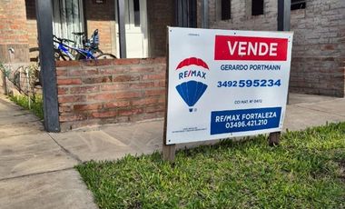 VENTA DE CASA CON AMPLIO TERRENO EN PILAR