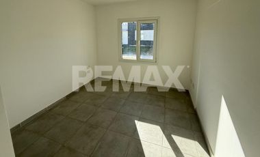 ALQUILER CASA EN CIPOLLETTI