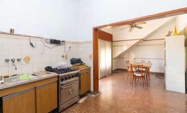 VENTA EN BLOCK 3 PH Y 2 LOCALES