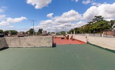 VENTA EN BLOCK 3 PH Y 2 LOCALES