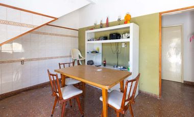 VENTA EN BLOCK 3 PH Y 2 LOCALES