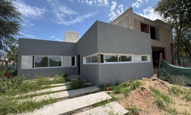 VENTA CASA NUEVO MALAGUEÑO 2 DORMITORIOS