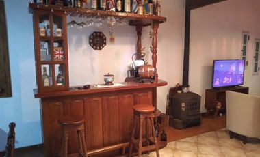 VENTA CASA 4 AMB C/PISCINA Y QUINCHO PASO DEL REY