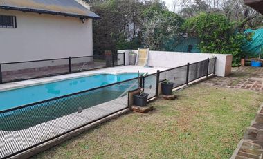 VENTA CASA 4 AMB C/PISCINA Y QUINCHO PASO DEL REY