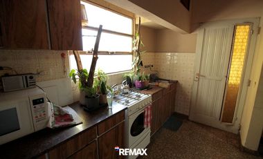 CASA EN VENTA DE 4 DORMITORIOS EN PH