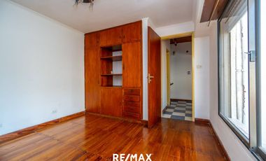VENTA CASA CARONTI 700 ESPECTACULAR UBICACIÓN
