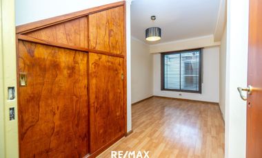 VENTA CASA CARONTI 700 ESPECTACULAR UBICACIÓN