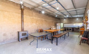 Venta casa 2 dormitorios con quincho