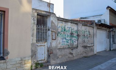 CASA con doble ingreso, zona SALTA Y 12 DE OCTUBRE