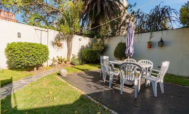 VENTA CHALET 5 AMB CON JARDIN SAN MARTIN CENTRO