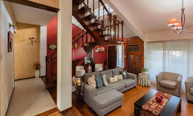 VENTA CHALET 5 AMB CON JARDIN SAN MARTIN CENTRO