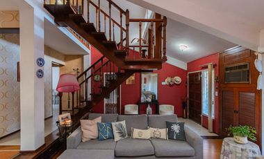 VENTA CHALET 5 AMB CON JARDIN SAN MARTIN CENTRO