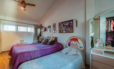 VENTA CHALET 5 AMB CON JARDIN SAN MARTIN CENTRO
