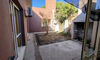 Venta Casa Calle 87 y 32-Gran ubicación-Necochea