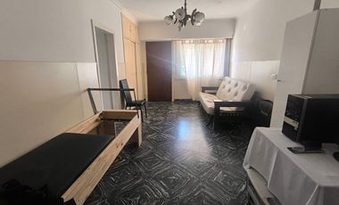 CASA + DEPARTAMENTO  5 AMB NECOCHEA, ZONA PARQUE