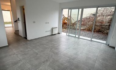 ALQUILER CASA 3 DORMITORIOS VILLA BELGRANO CORDOBA