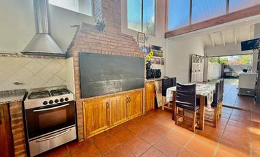 CASA VENTA 5 AMB BURZACO