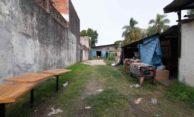 Galpón en Venta con Vivienda · San Fernando