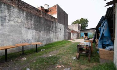Galpón en Venta con Vivienda · San Fernando