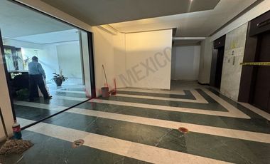 se vende propiedad de uso mixto (bodega y oficinas) ubicada sobre calle Fray Servando Teresa de Mier, en la Colonia Centro