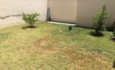 Venta de Casa en calle Matamoros en  Matehuala S.L.P., a unos pasos de Mercado Soriana.