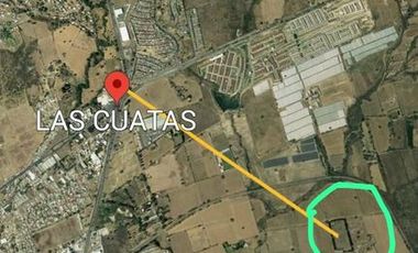RANCHO A SOLO UNOS MINUTOS DE LA CIUDAD!  CON RESIDENCIA Y BODEGA INCLUIDOS.